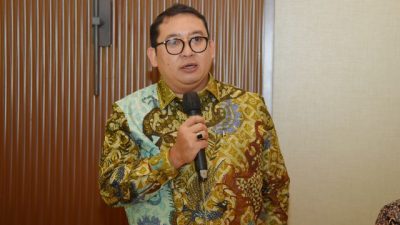 Fadli Zon Desak Dubes Singapura Beri Penjelasan Soal Deportasi Ustadz Abdul Somad