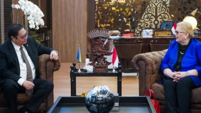 Pererat Kerja Sama Perdagangan dan Investasi, Airlangga Hartarto Bertemu Menlu Bosnia