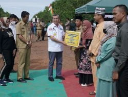 Gubernur Riau Syamsuar Beri Bantuan Rp.190 Juta Untuk Majukan Desa Buruk Bakul