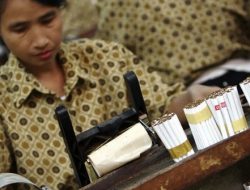 Misbakhun Ingatkan Pemerintah Dampak Simplifikasi Tarif Cukai Rokok