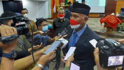 Sosok Mahyeldi, Anak Tukang Becak Yang Jadi Gubernur Sumatera Barat