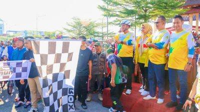 Gubernur Kepri Ansar Ahmad Lepas 1.000 Peserta Jelajah Wisata Karimun