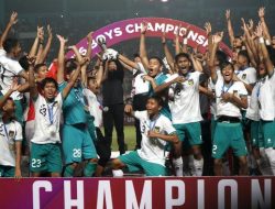 Dikritik Karena Ikut Angkat Piala AFF U16, Menpora Zainudin Amali: Bukan Keinginan Saya