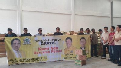Golkar Aceh Serahkan 194 Ton Pupuk Untuk Petani di Bener Meriah