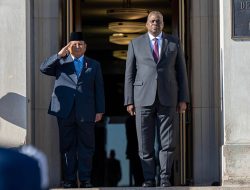 Selaraskan Kerja Sama Pertahanan, Prabowo Sambangi Menhan AS Llyod Austin di Pentagon