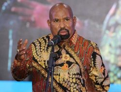 Kemendagri Didesak Segera Nonaktifkan Lukas Enembe Dari Gubernur Papua