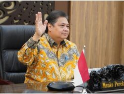 Menko Airlangga Hadapi Krisis Ekonomi Global Dengan Stimulus Fiskal dan Kenaikan Suku Bunga Bertahap