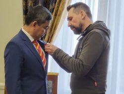 Tingkatkan Hubungan RI-Ukraina, Eks Dubes Yuddy Chrisnandi Terima “Order of Merit Tingkat III”