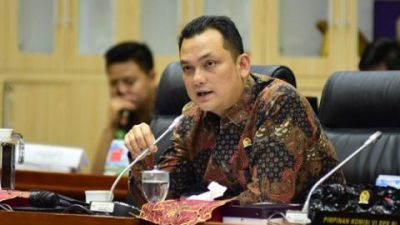Mengenal Sosok Doni Akbar, Legislator Golkar DPR Asal Jawa Tengah
