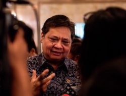 OPEC Pangkas Produksi Minyak, Menko Airlangga Khawatir Subsidi BBM Membengkak
