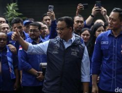 AHY Pamerkan Relawan Anies-AHY Kepada Anies Baswedan
