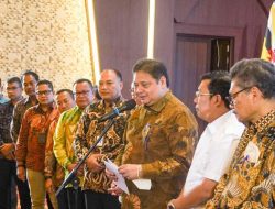 Antisipasi Inflasi Nataru, Menko Airlangga Wanti-Wanti Pemda Soal Kelancaran Distribusi