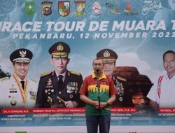 Promosikan Pariwisata Riau, Gubri Syamsuar Lepas Peserta Tour De Muara Takus 2022