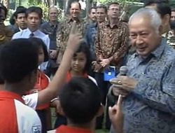 Gandung Pardiman Nilai Pak Harto Layak Dianugerahi Gelar Pahlawan