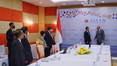 Bersama Menko Airlangga, Jokowi Ajak Presiden Dewan Eropa Kerjasama Tangani Krisis Multidimensi