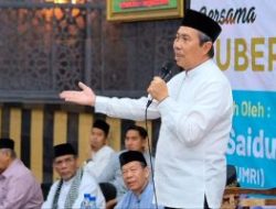 Hadiri Kajian Subuh UMRI, Gubri Syamsuar Diskusi Soal Ekonomi Syariah