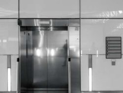 Hanya Bisa Istighfar dan Tahan Pipis Saat Terjebak di Lift, Ketua Fraksi PKB Sentil Pemkot Surabaya