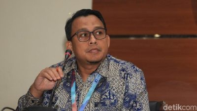 Diduga Selewengkan Bantuan Korban Gempa, Bupati Cianjur Dilaporkan ke KPK