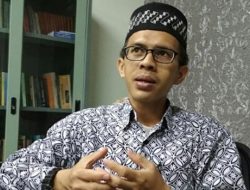 Pengamat: Bukan PDIP, Justru Partai Golkar Yang Loyal dan Back Up Jokowi