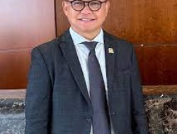 Mukhtarudin Minta Pemerintah Lebih Perhatikan Perangkat Desa se-Indonesia