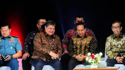Menko Airlangga Minta Kepala Daerah Kendalikan Inflasi dan Selesaikan Hambatan Investasi