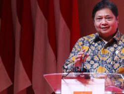 Tak Ambil Pusing Soal Reshuffle, Menko Airlangga: Soal Politik Tunggu Hari Rabu