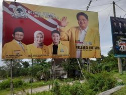 Bupati Aditya Halindra Banjiri Tuban Banner Airlangga Hartarto Presiden 2024