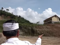 Gedung SD Sudah Menggantung, Dedi Mulyadi Desak Setop Aktivitas Tambang Ilegal di Ciwidey