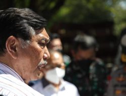 Menko Luhut Ancam Cabut Izin Perusahaan Jika Langgar Kelestarian Lingkungan