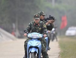 Ketika Tentara Vietnam Pakai Honda Supra Fit Untuk Latihan Menembak