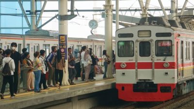 Bahas Impor KRL, Para Menteri Kumpul di Kantor Menko Luhut