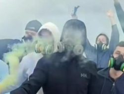 Hetifah Desak Usut Pidana Bule Rusia Nyalakan Bom Asap di Kawah Ijen