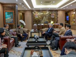 Bertemu Senior Minister Singapura, Menko Airlangga Bahas Tech Talents Hingga Investasi Green Economy