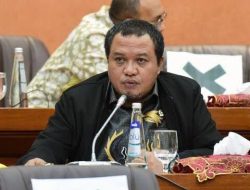 Hormati PDIP Usung Ganjar, Lamhot Sinaga: Capres Partai Golkar Tetap Airlangga Hartarto