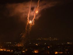Israel dan Palestina Saling Serang di Gaza, 21 Warga Sipil Meninggal