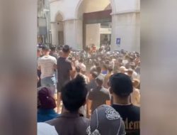 Protes Penghancuran Masjid, Warga Yunnan Bentrok dengan Polisi China