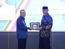 Gubernur Sumbar Mahyeldi Puji Kepemimpinan Gubri Syamsuar Selama Pimpin Riau