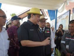 Tinjau Proyek Jalan Tol Cisumdawu, Menko Airlangga: Akses Bandara Kertajati Lebih Cepat