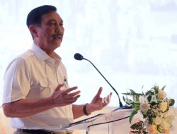 Menko Luhut Ingatkan Konten Kreator TikTok, Boleh Berpolitik Tapi Jangan Bikin Ribut