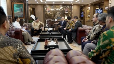 Sambangi Menko Airlangga, Huayou Cobalt Bahas Industri Baterai Dalam Negeri
