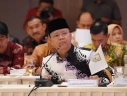 Dijuluki Gubernur Termiskin, Rohidin Mersyah Punya Motor Bebek Harga Rp.10 Jutaan