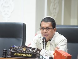 Di Hadapan 23 Organisasi Kesehatan, Melki Laka Lena Janji Kawal Turunan UU Kesehatan