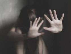 Bacaleg PDIP di NTB Diamuk Massa Karena Diduga Hamili Anak Kandung Sendiri