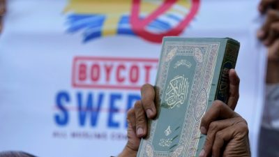 Protes Pembakaran Kitab Suci, Kuwait Cetak 100 Ribu Al Quran Berbahasa Swedia