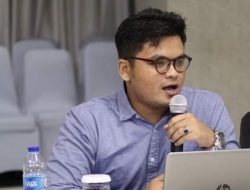 Effendi Simbolon dan Budiman Sudjatmiko Condong ke Prabowo, Bukti Tegak Lurus Jokowi