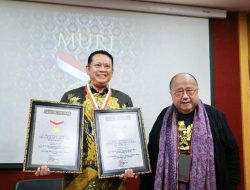 Tulis 31 Judul Buku dan Responsif Terhadap Isu Aktual, Bamsoet Raih 2 Rekor MURI