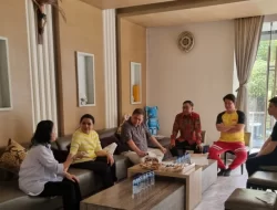 Sedang Pemulihan Cedera, Ketua Umum PB Wushu Indonesia, Airlangga Hartarto Kunjungi Edgar Xavier Marvelo