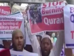 Puluhan Al Quran Dibakar, Lebih 10 Ribu Muslim di Bangladesh Gelar Aksi Protes