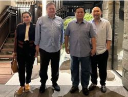 Netizen Indonesia Banjiri Unggahan Foto Prabowo dan Airlangga Hartarto Dengan Komentar Positif