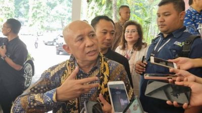 Pasar Tanah Abang Sepi, Menkop UKM: Banyak Influencer Promosikan Produk Impor